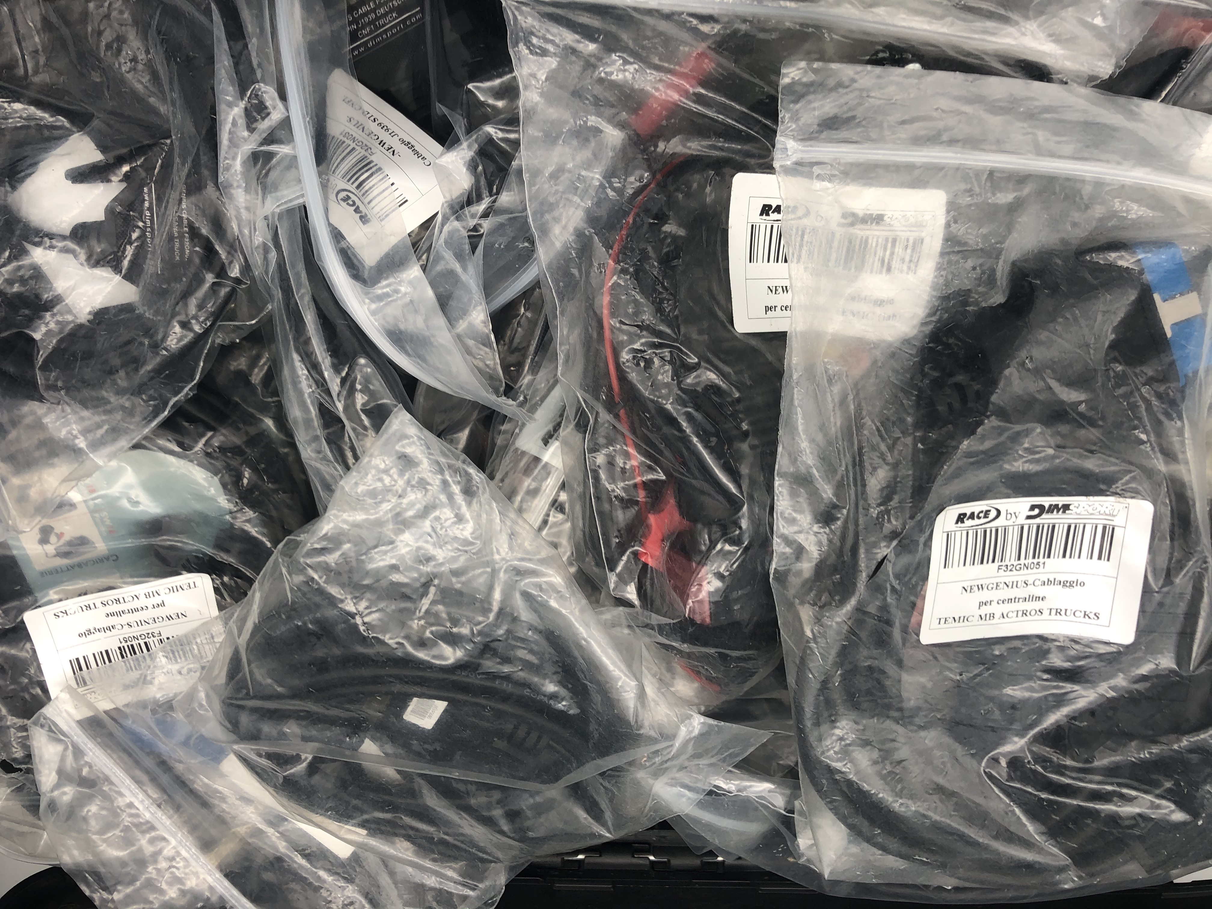 LKW Komplettsett Verkabelungen und Stecker für New Genius