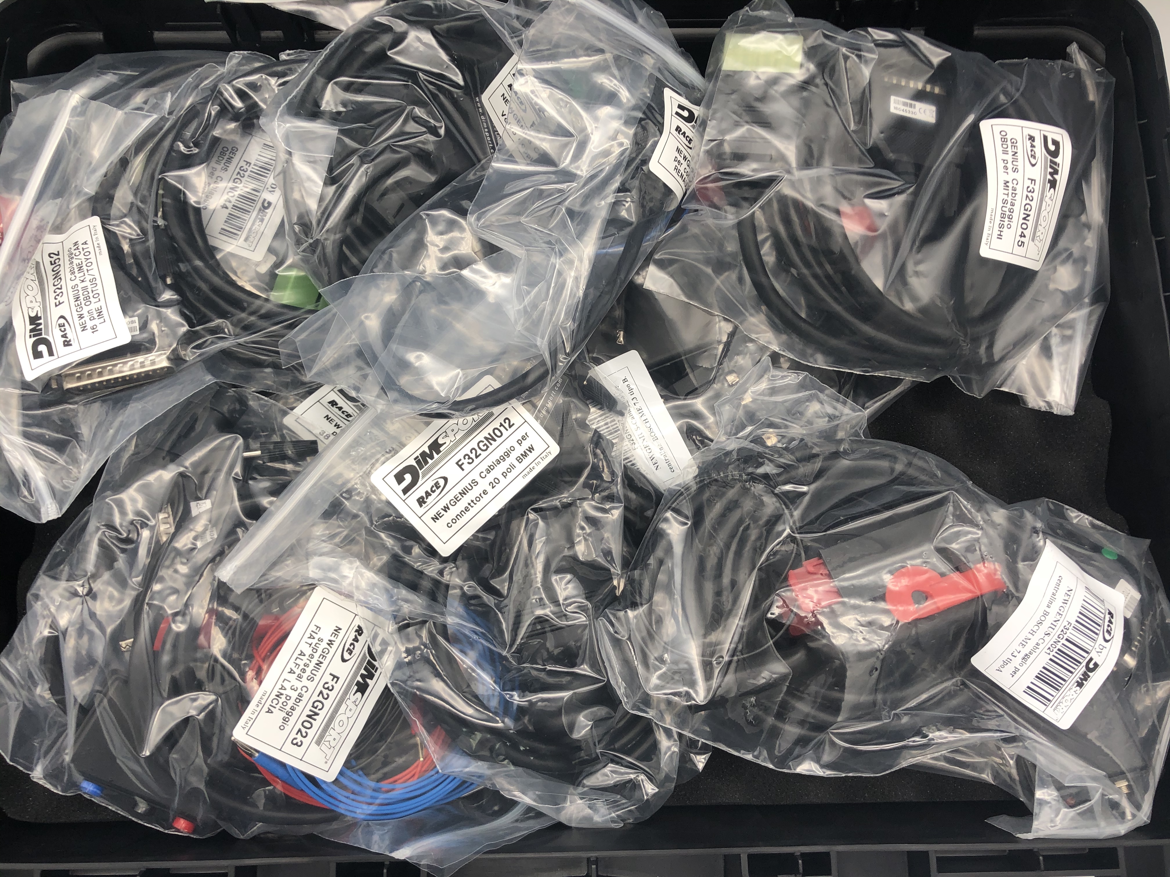 PKW Komplettsett Verkabelungen und Stecker für New Genius